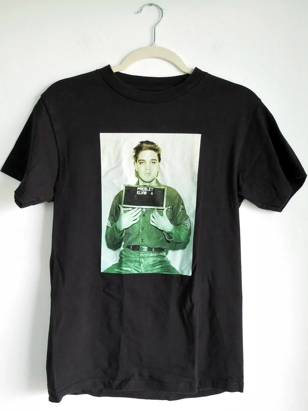 Elvis Presley Graphic Tee Graphic Tee in Black Size Small Like New